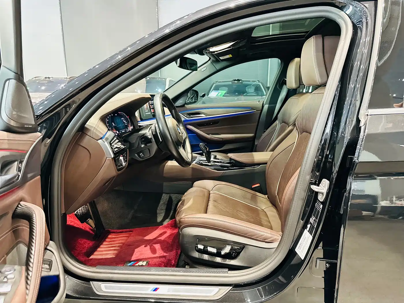 BMW 5 Series 2022 Model Third Facelift 530Li Premium M Sport Package фото 4