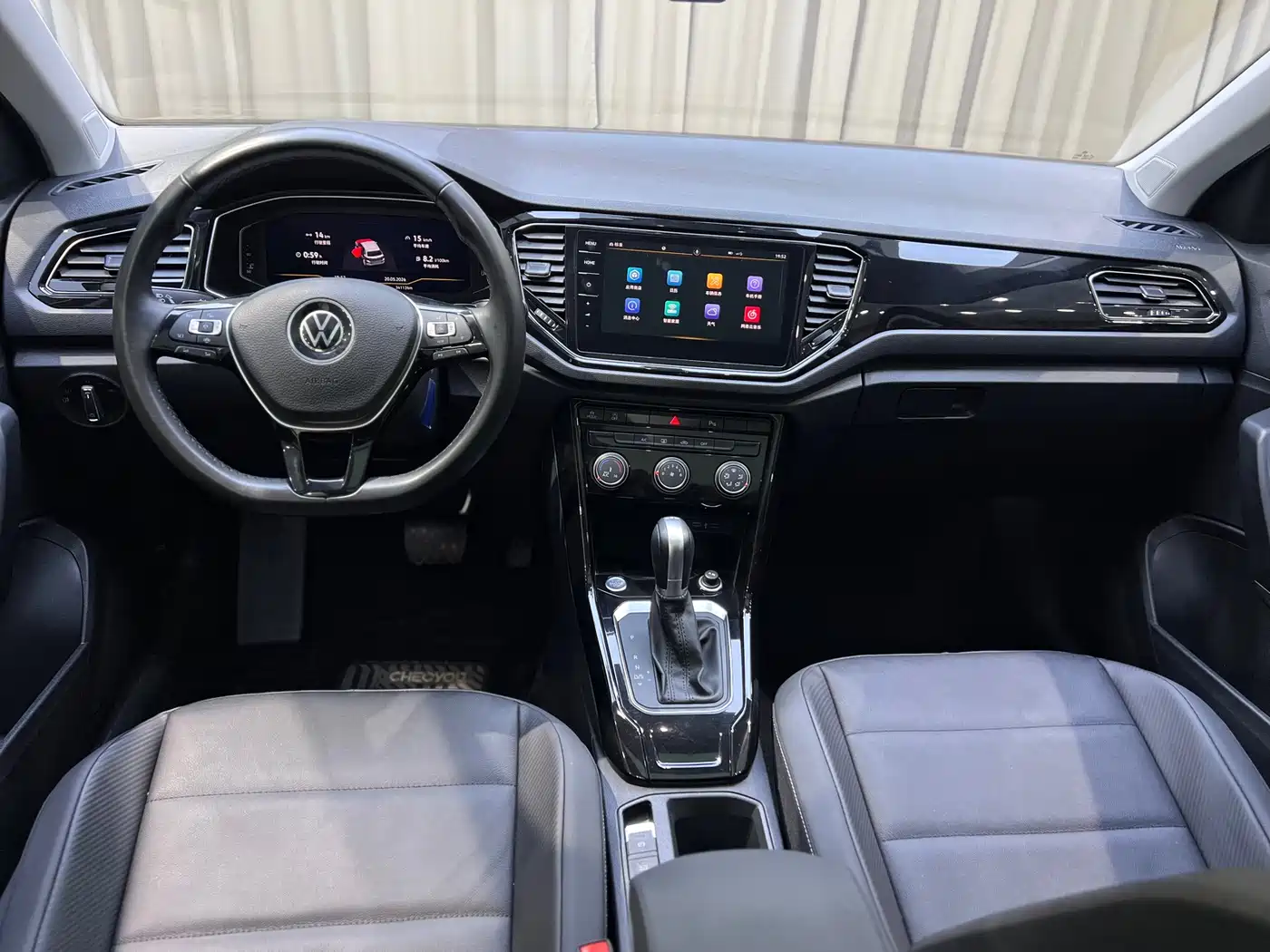 Volkswagen T-ROC 2022 280TSI DSG 2WD Comfort PLUS фото 12