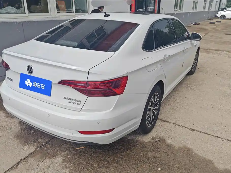 Volkswagen Sagitar 2021 200TSI DSG Comfort Smart Edition фото 3