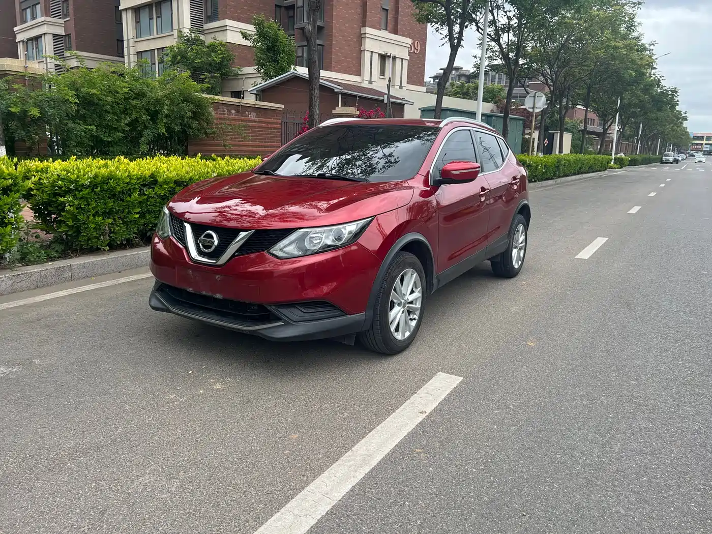 Фото 1 - Nissan Qashqai