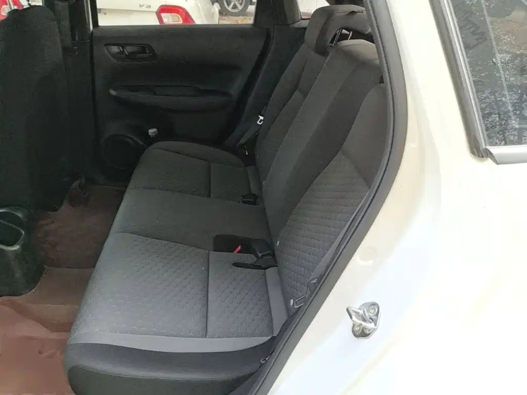 Фото 17 - Honda Fit
