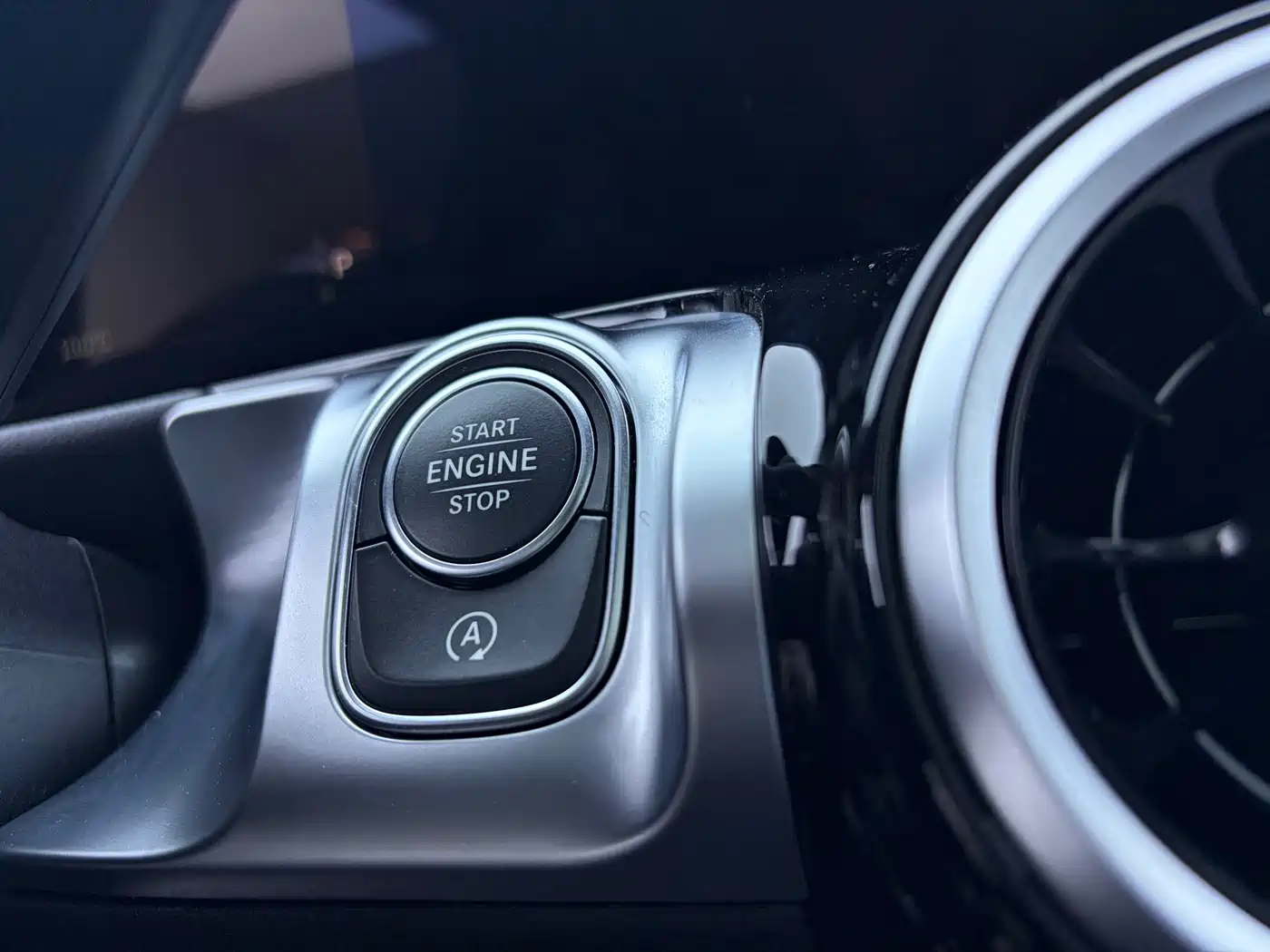 Mercedes-Benz GLB 2024 GLB 200 Dynamic фото 16