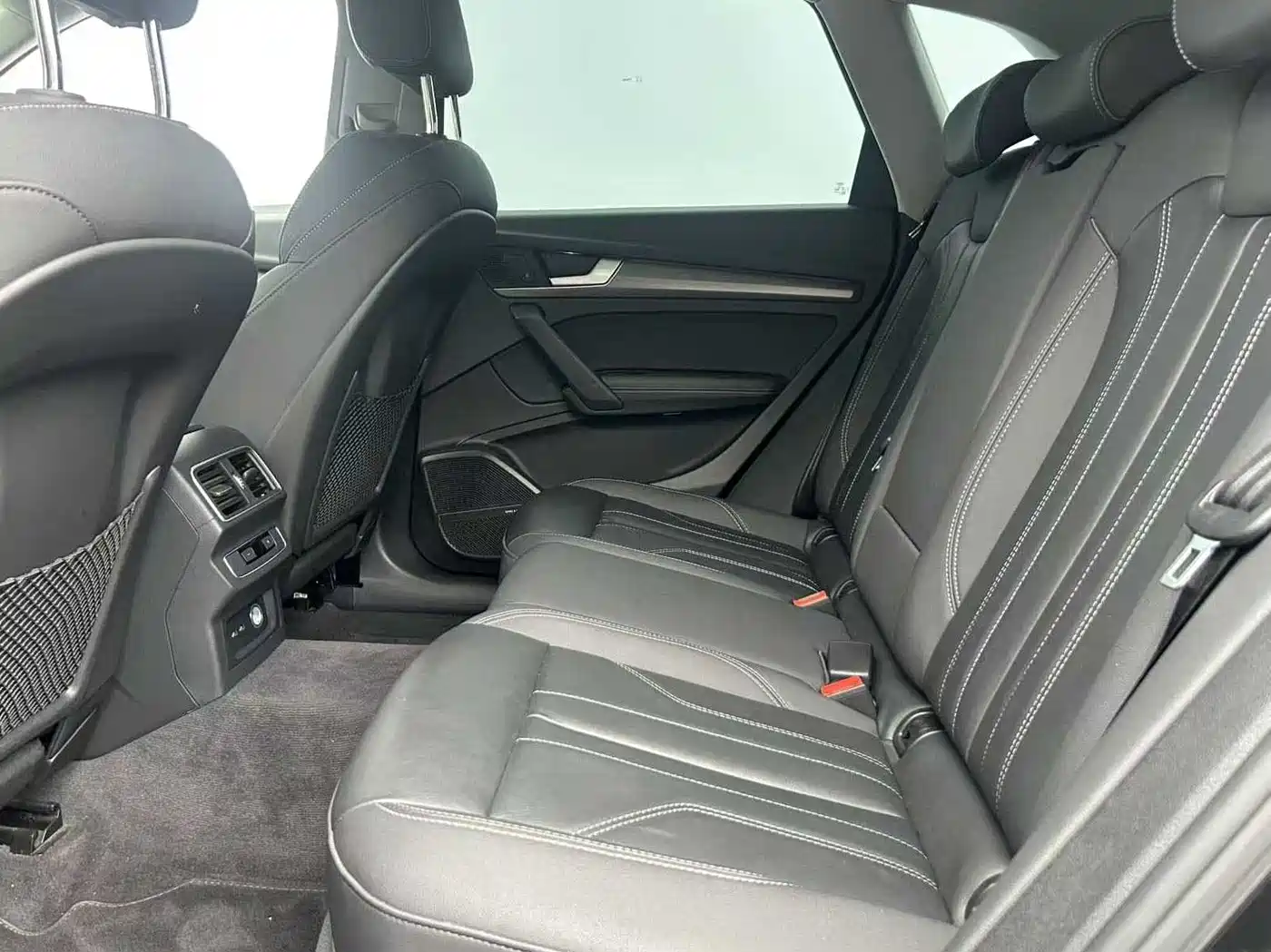 Audi Q5L 2022 45T Luxury Dynamic фото 8