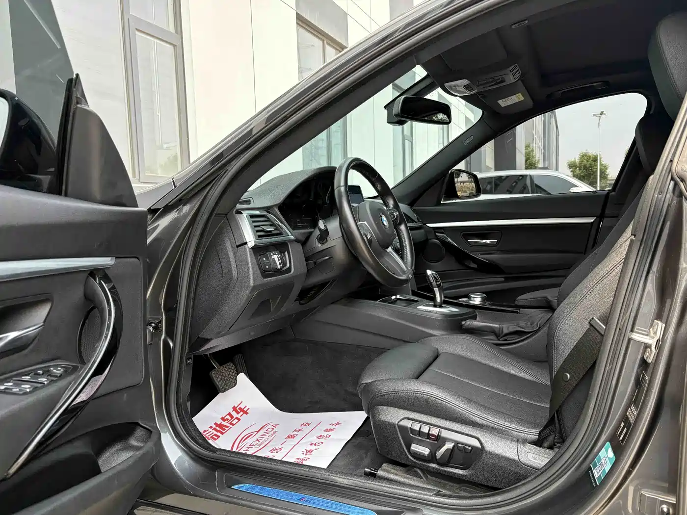 BMW 3 Series GT 2020 320i M Sport Package фото 6