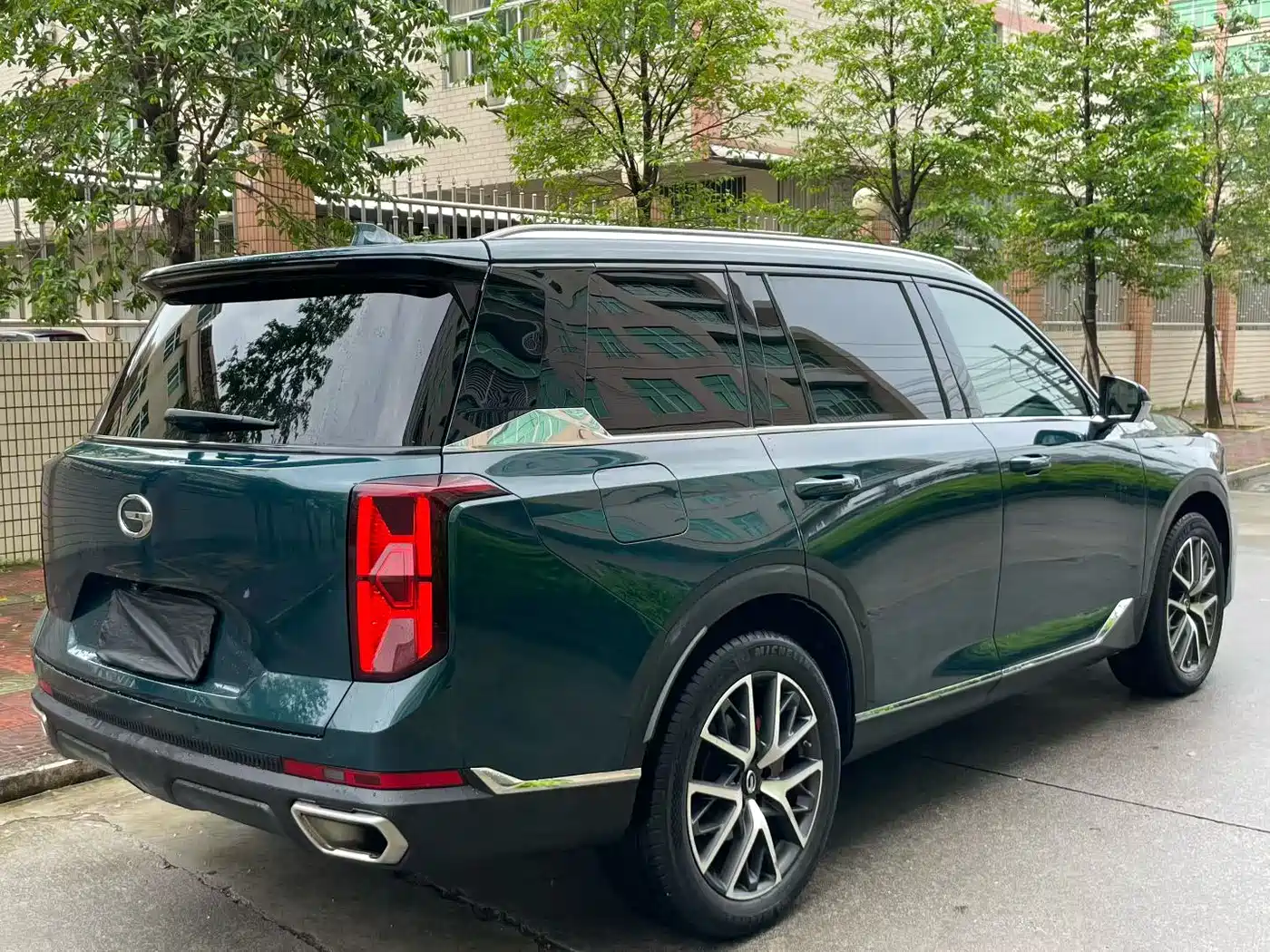 GAC Trumpchi Trumpchi GS8 2022 Pilot Series 2.0TGDI 4WD Luxury Smart Connect Edition (6-Seater) фото 9