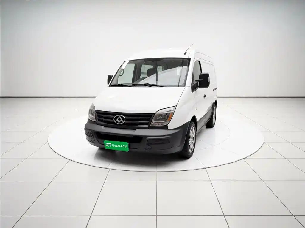 SAIC Maxus Xintu V80 2015 2.5T Manual Proud Transporter Edition Short Wheelbase Medium Roof фото 24