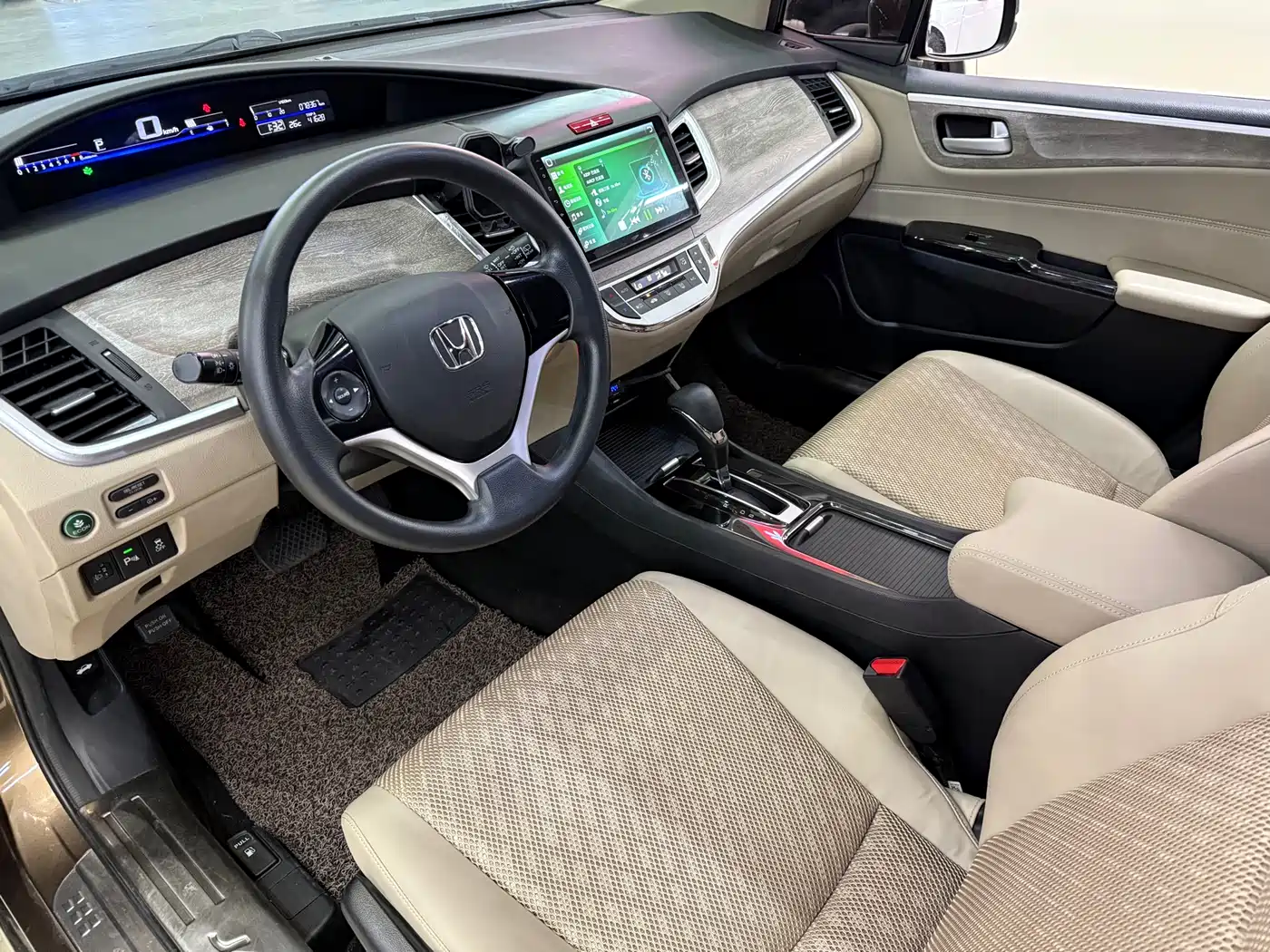 Photo 15 - Honda Jade