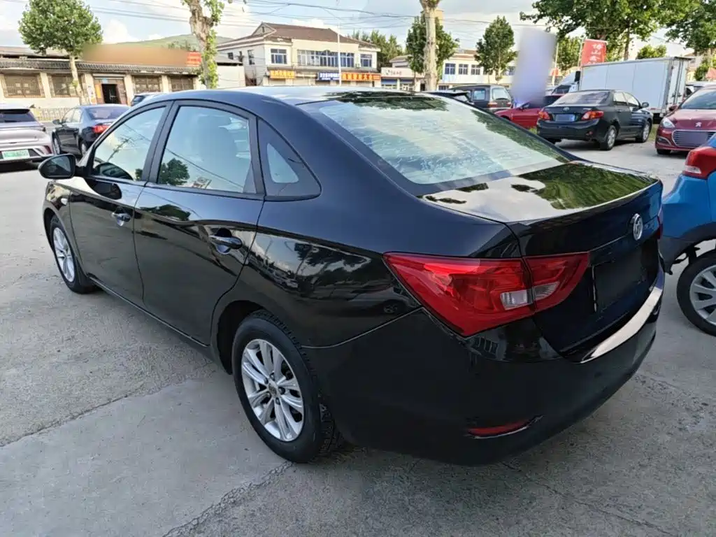 Фото 5 - Buick Excelle
