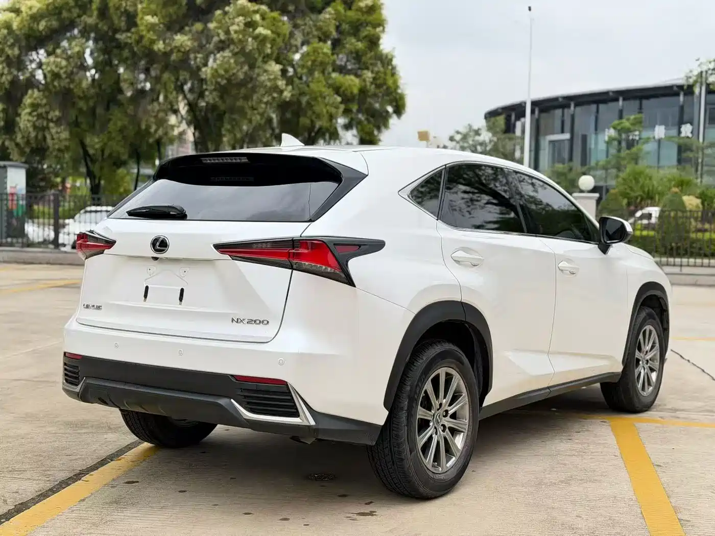 Lexus NX 2020 200 FWD Sharp Edition China V фото 9