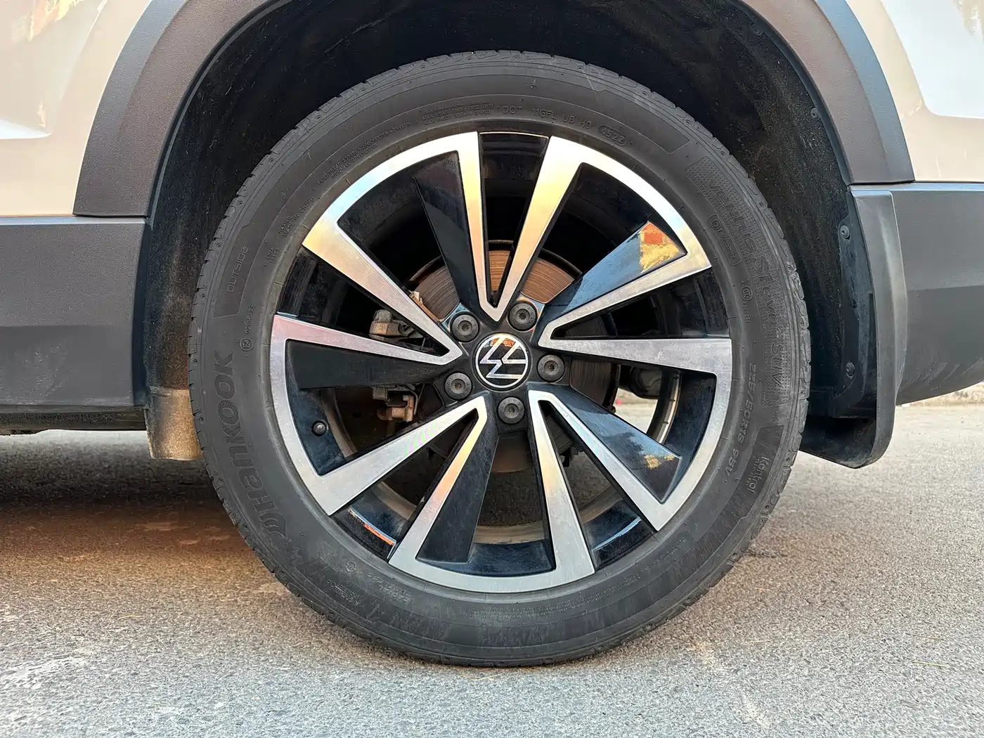 Volkswagen Tharu 2022 280TSI FWD Luxury Edition фото 19