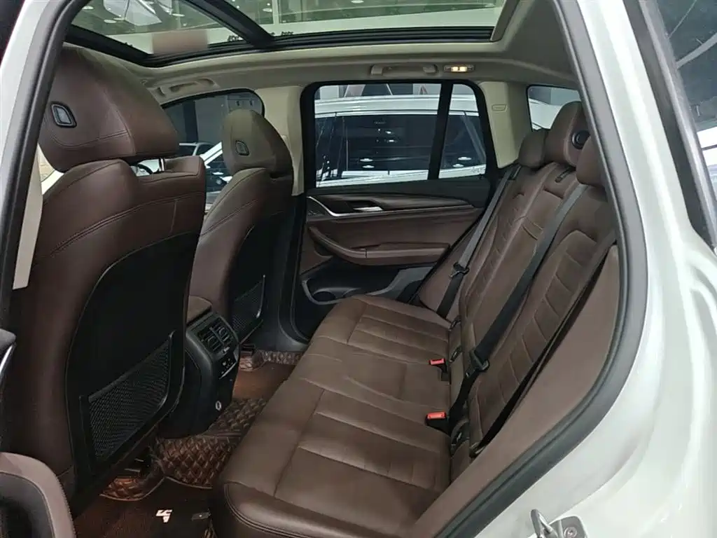 BMW X3 2018 xDrive28i Luxury Package China VI фото 17