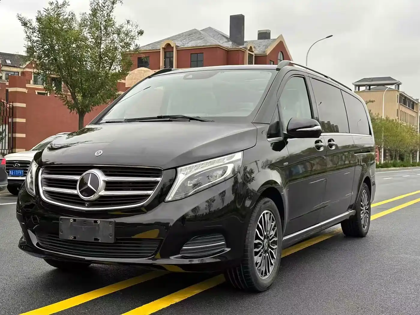 Mercedes-Benz V-Class 2018 V 260 L Premium Long Version China V