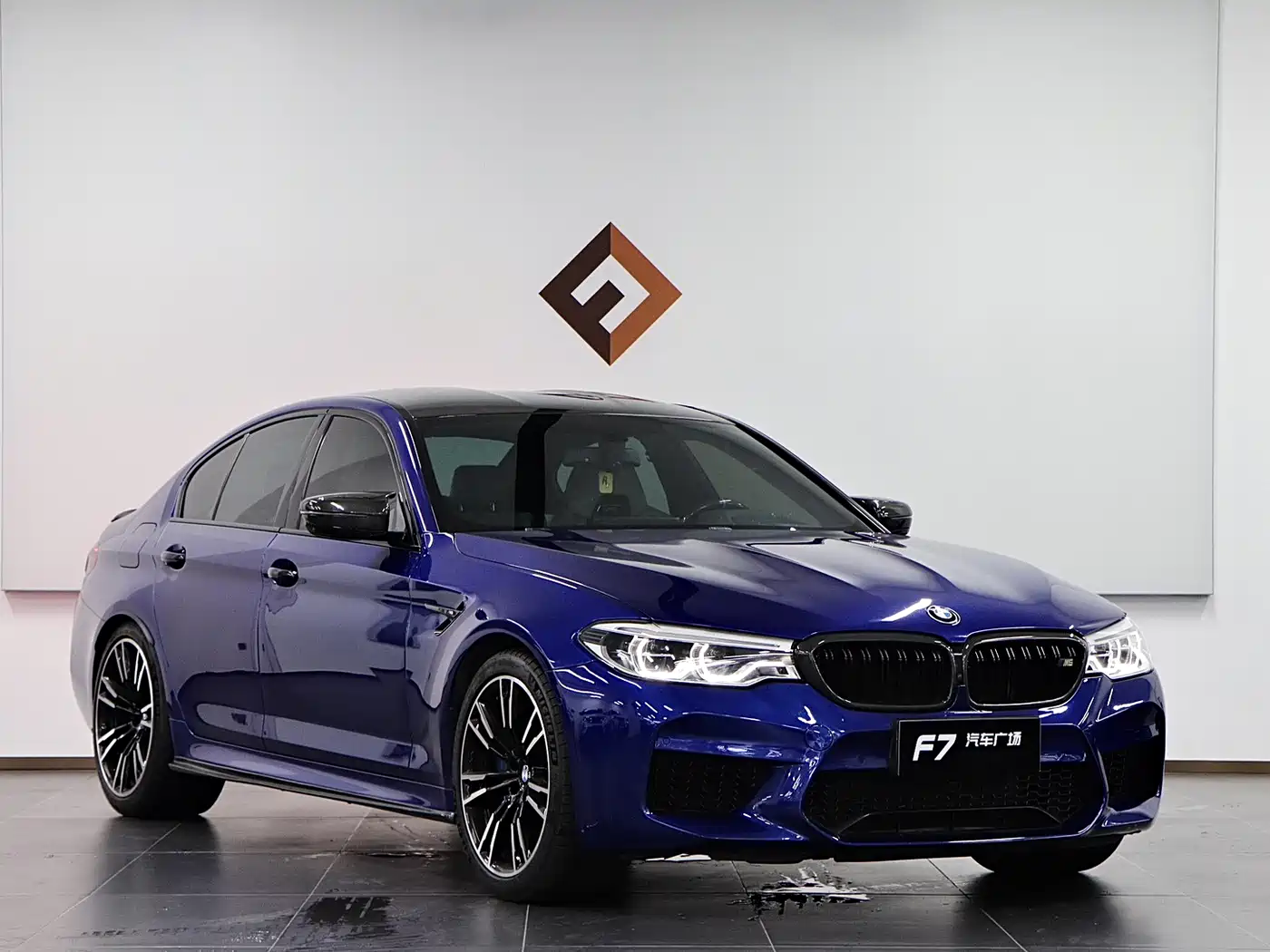BMW M5 2018 M5 фото 3