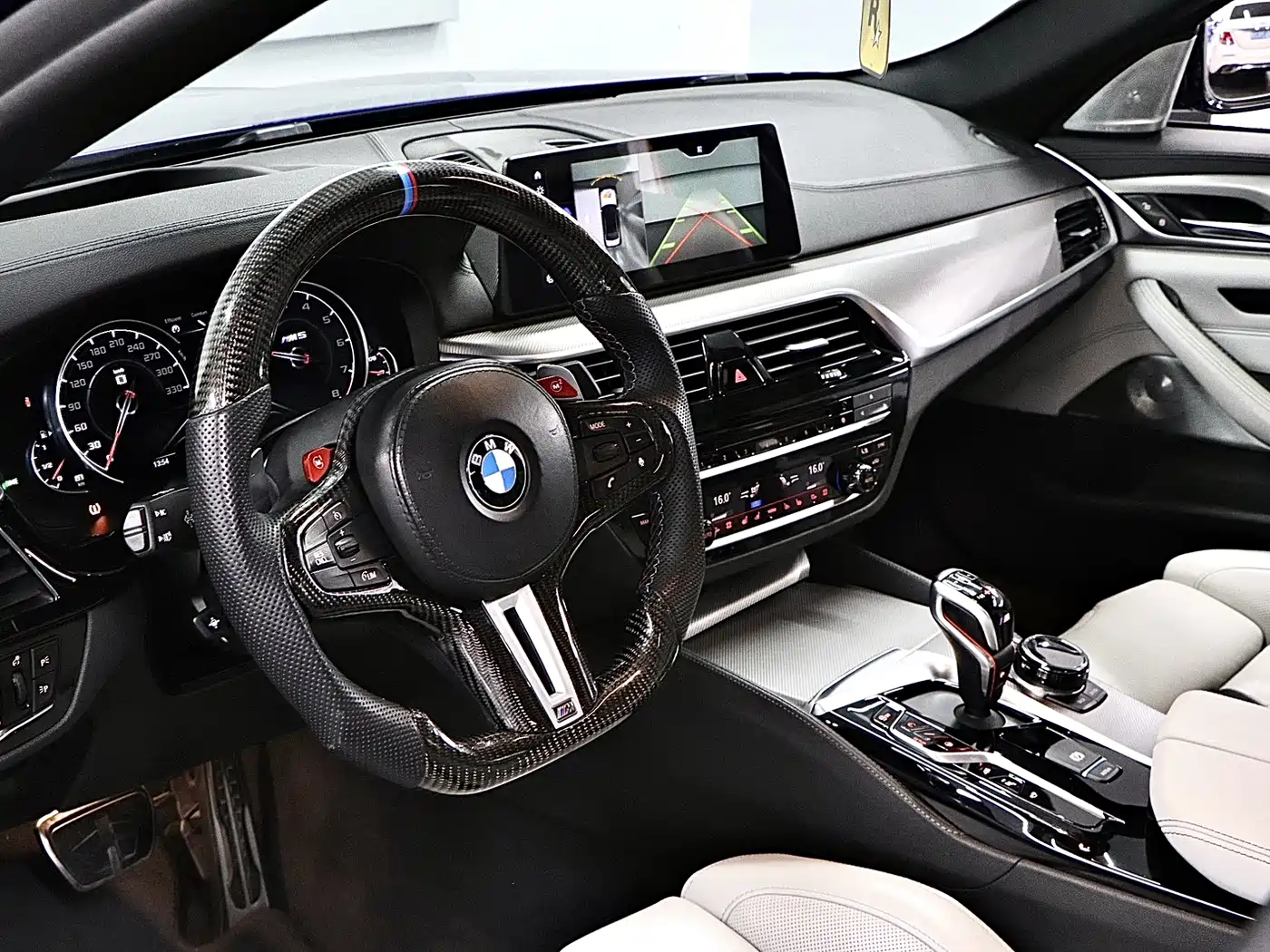BMW M5 2018 M5 фото 11