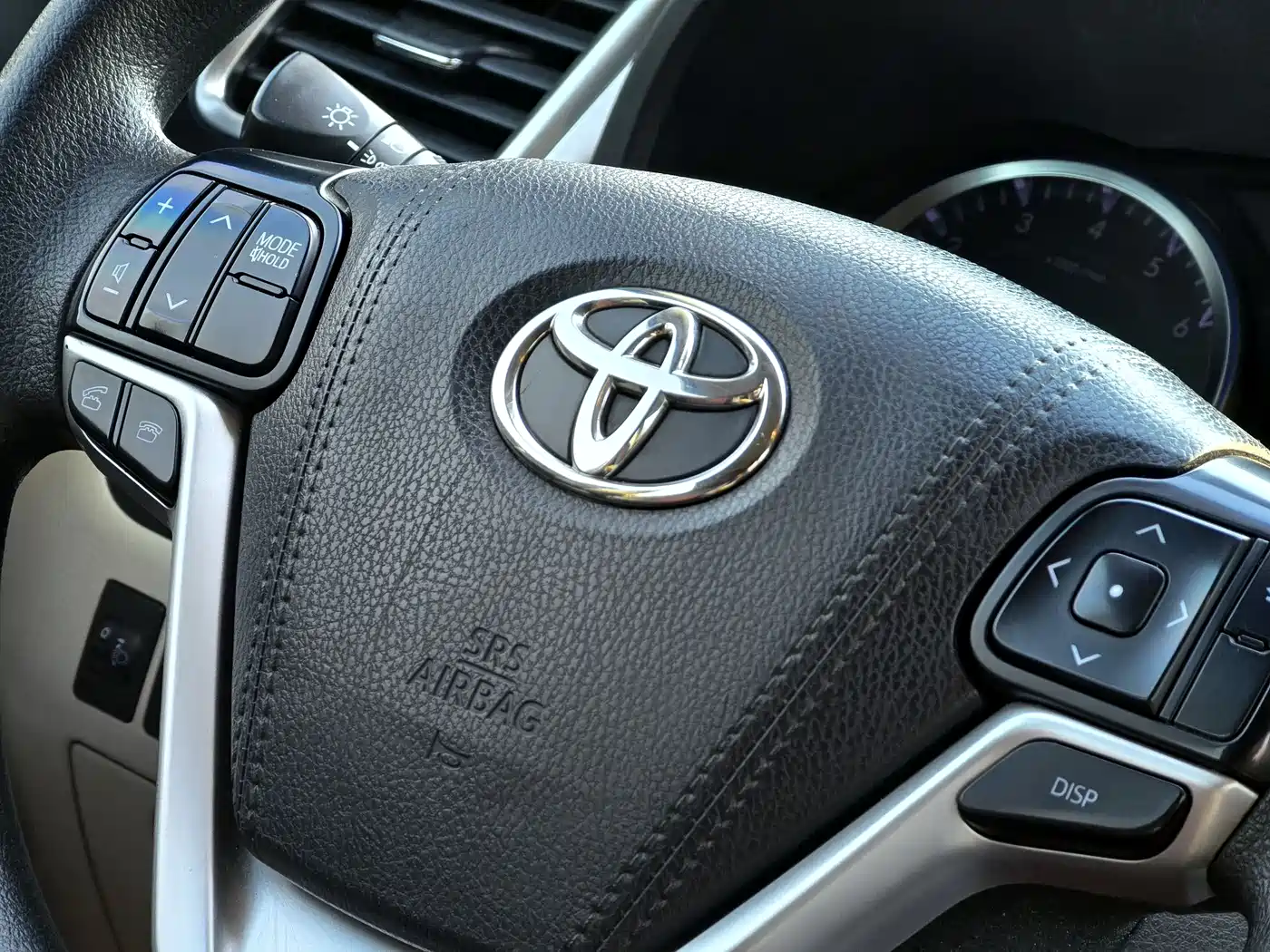 Toyota Highlander 2015 2.0T FWD Elite Edition 7-seater фото 10
