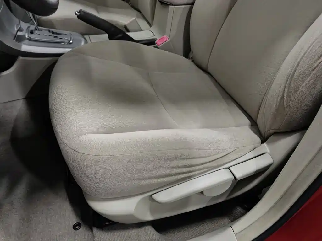 Photo 20 - Toyota Corolla