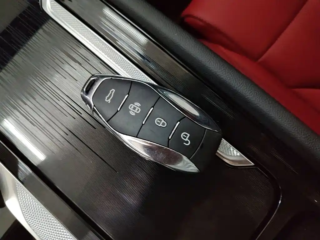 Hongqi H6 2025 2024 Model 2.0T Elegance Edition
