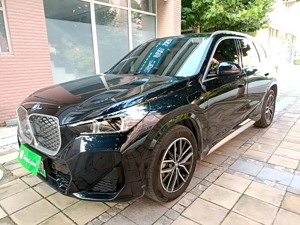 BMW iX1 2024 2023 eDrive25L M Sport Package