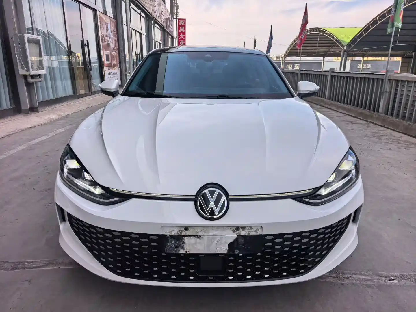 Фото 2 - Volkswagen Lamando