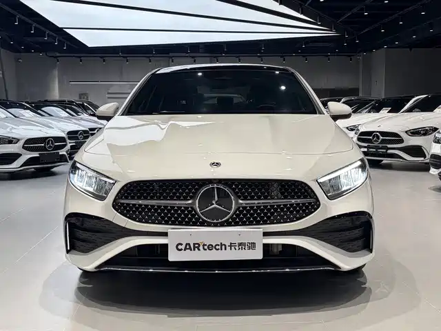 Mercedes-Benz A-Class 2025 A 200 L Fashion Edition — фото 2