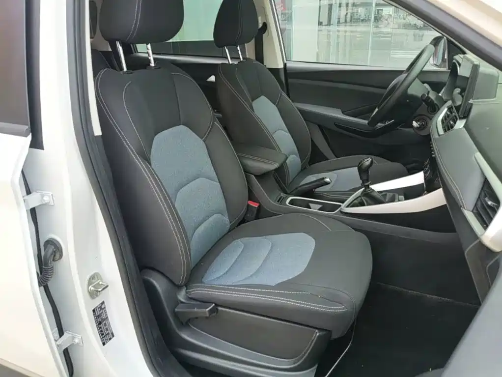 Фото 25 - Baojun 530