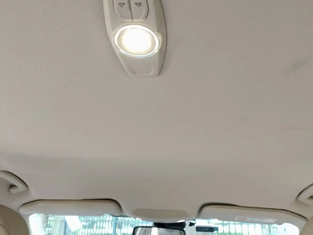 Фото 9 - Ford Edge