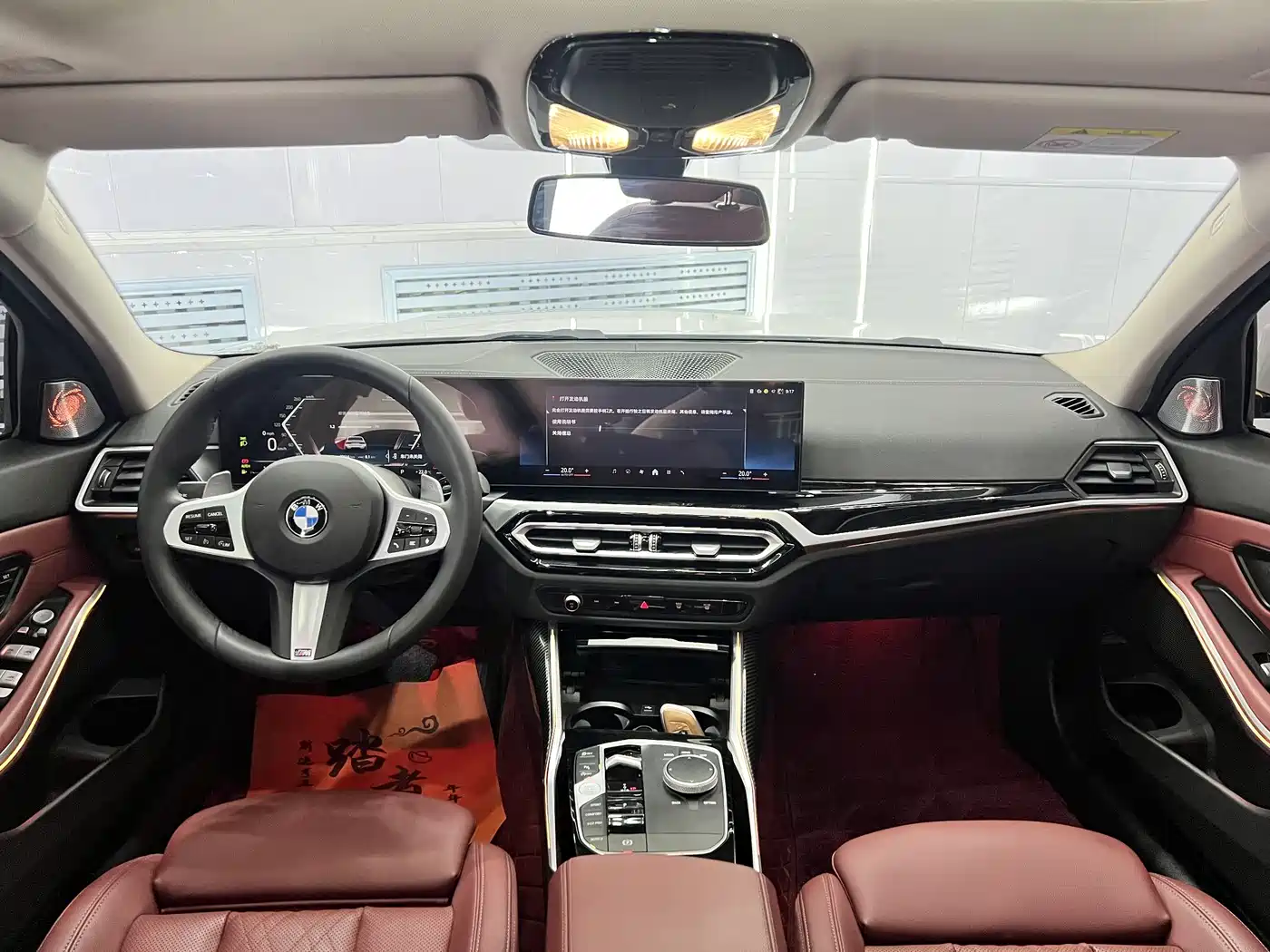 BMW 3 Series 2023 320i M Sport Package фото 12