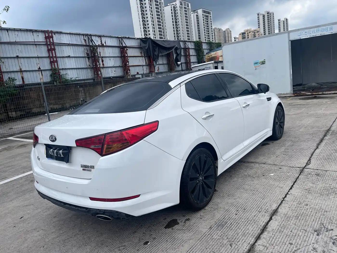Kia K5 2012 2012 2.0L Automatic DLX Special Edition