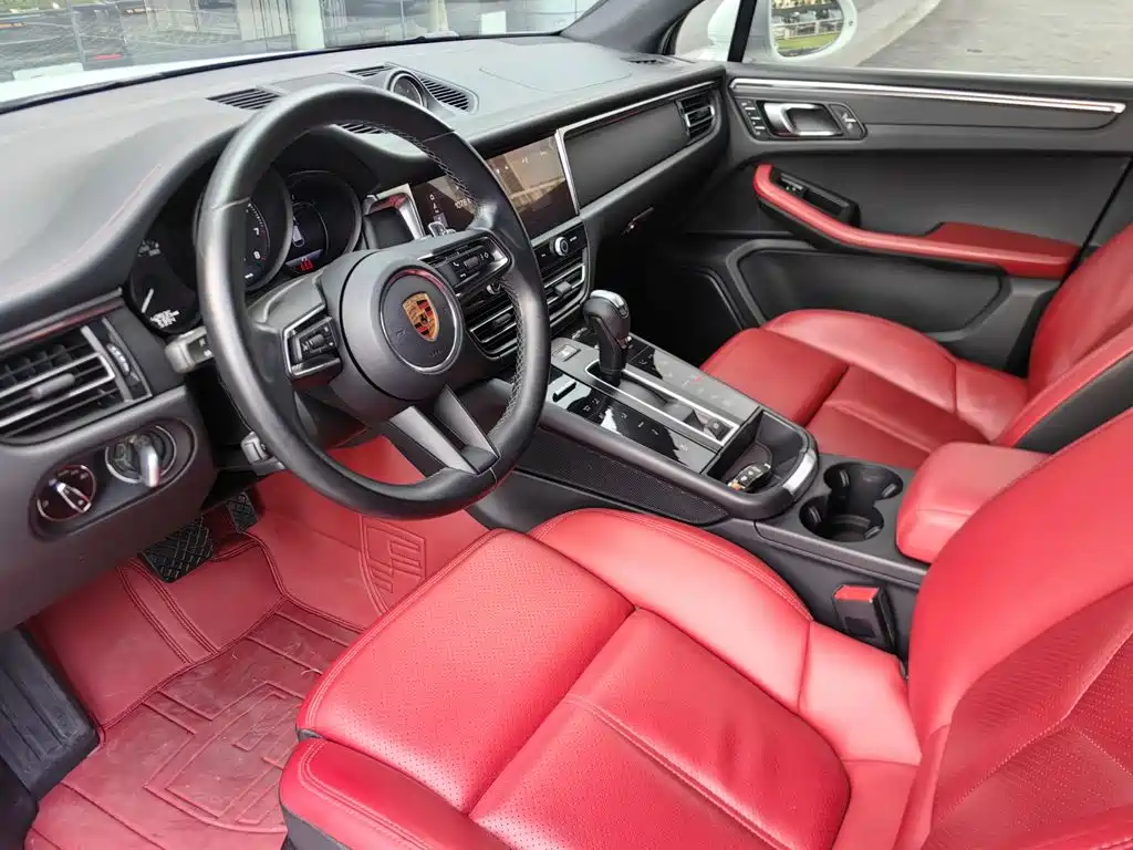 صورة 5 - Porsche Macan