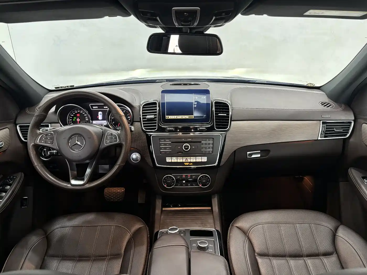 Mercedes-Benz GLE 2018 GLE 320 4MATIC Dynamic Ultimate Edition фото 13