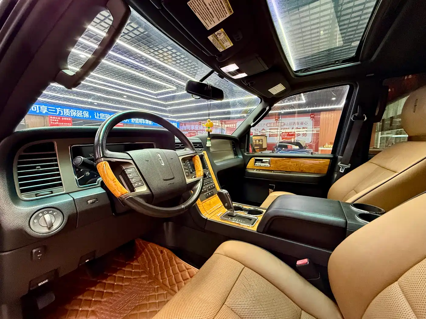 Lincoln Navigator 2012 2010 5.4L AWD