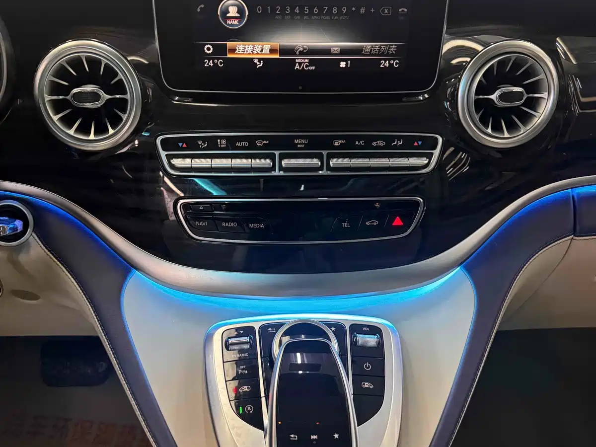 Mercedes-Benz V-Class 2018 V 260 Navigator Edition China VI фото 24