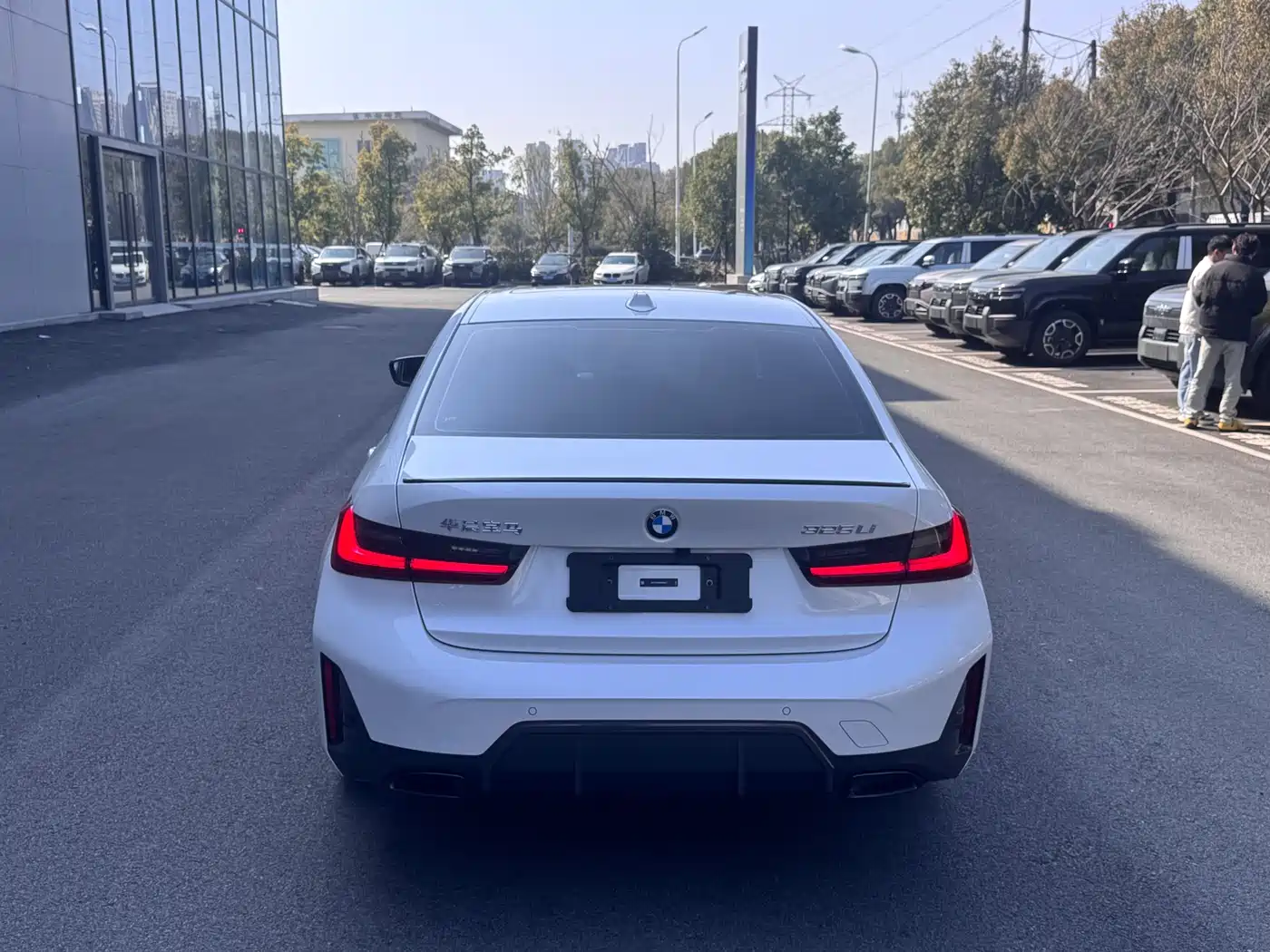 BMW 3 Series 2023 325Li M Sport Package фото 19