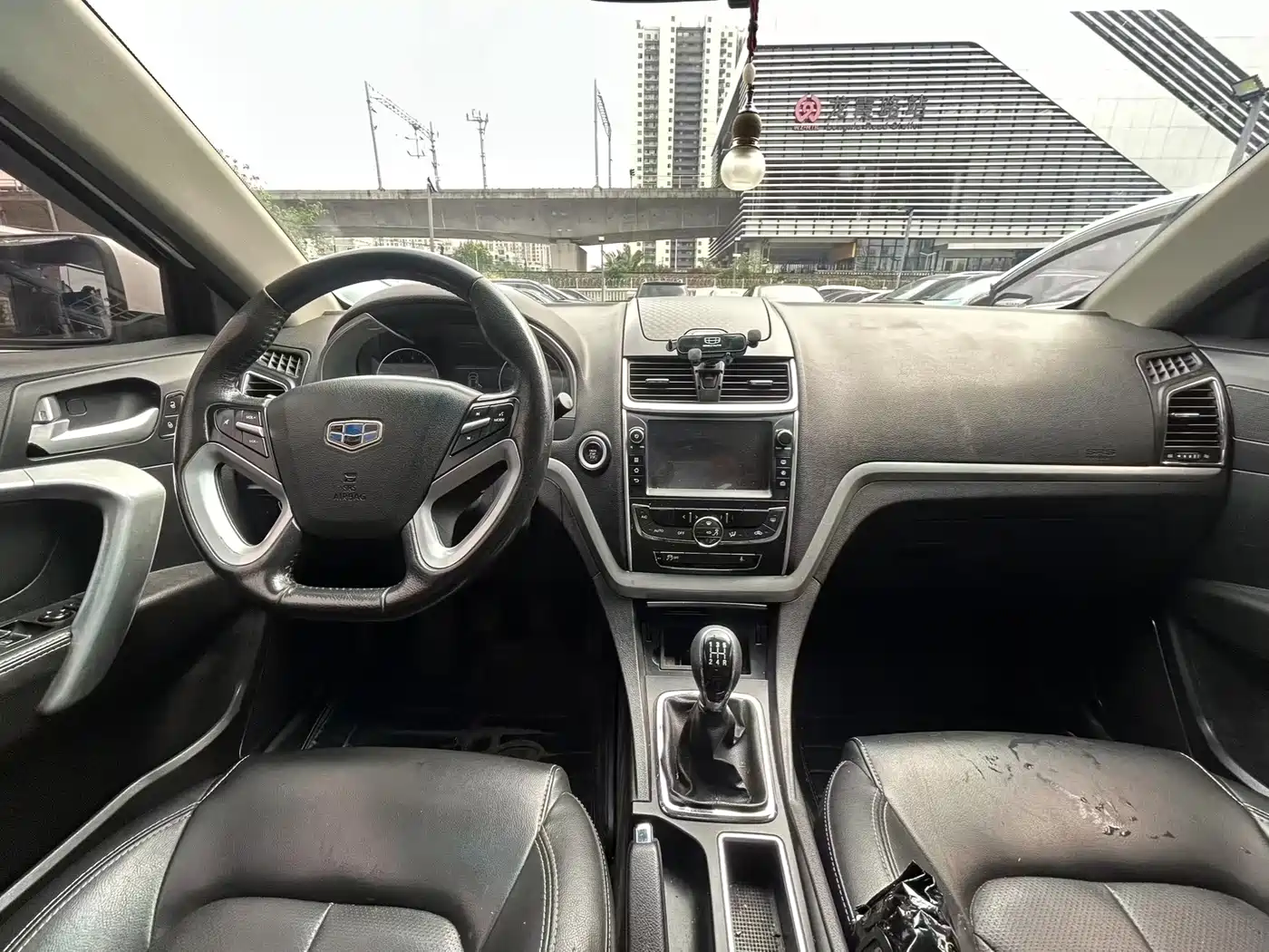 Geely Emgrand 2016 2016 Sedan 1.5L Manual Up Version