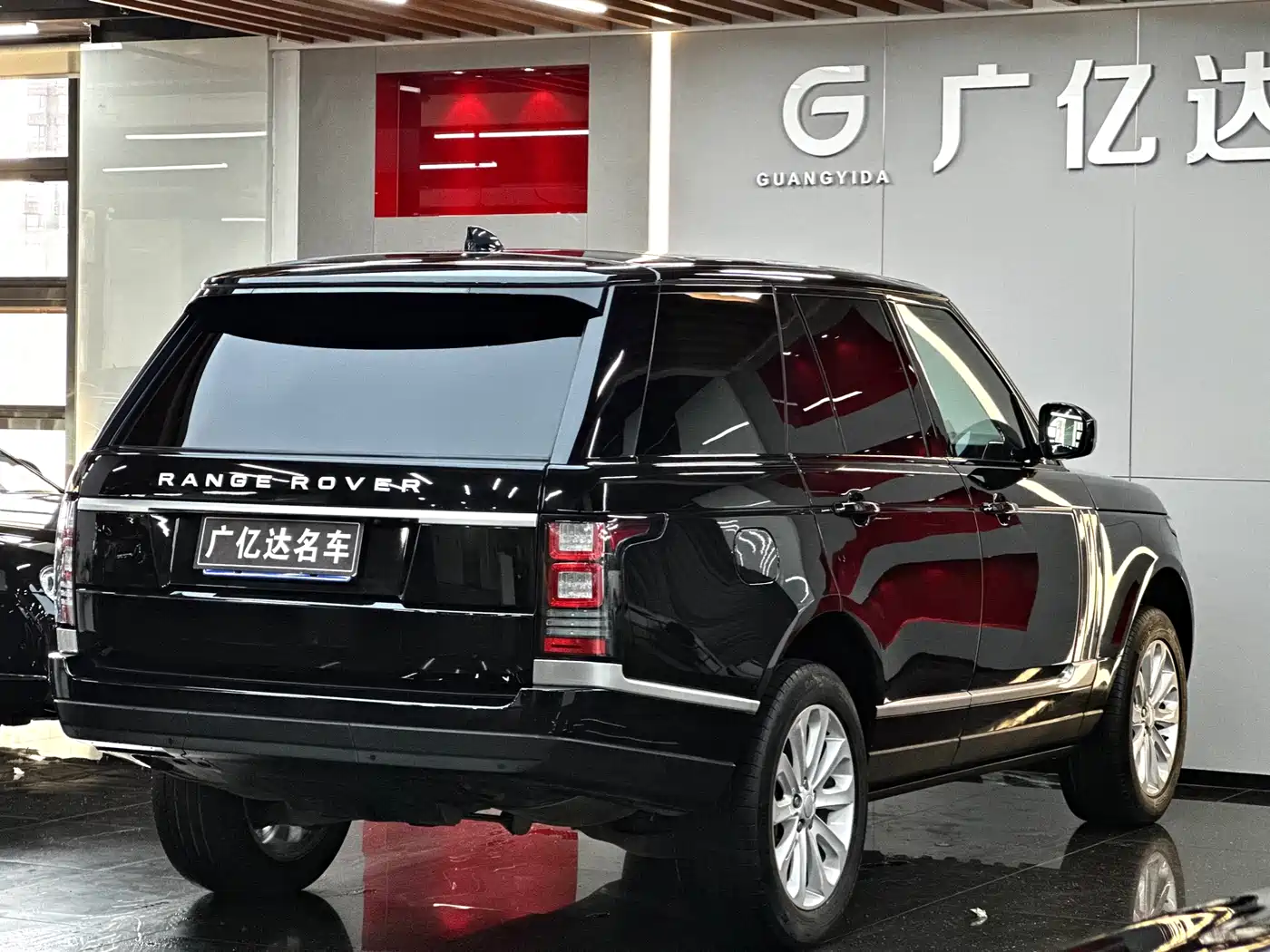 Land Rover Range Rover 2017 3.0 SC V6 Vogue фото 25