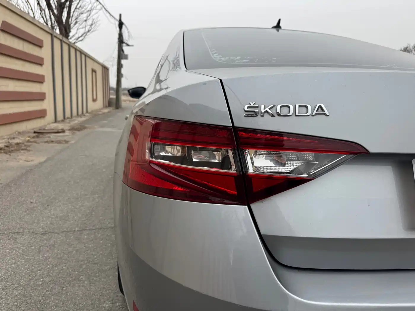 Škoda Superb 2016 TSI330 DSG Pioneer Edition фото 25