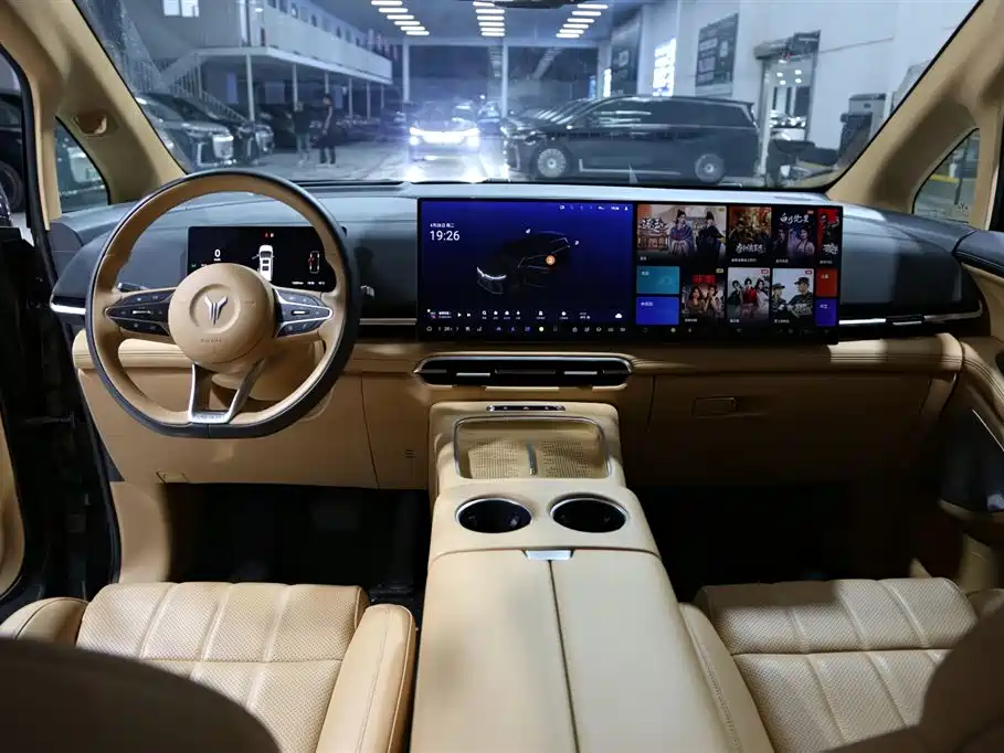 Voyah Auto Voyah Dreamer 2025 PHEV 4WD Kunpeng Premium Edition фото 13