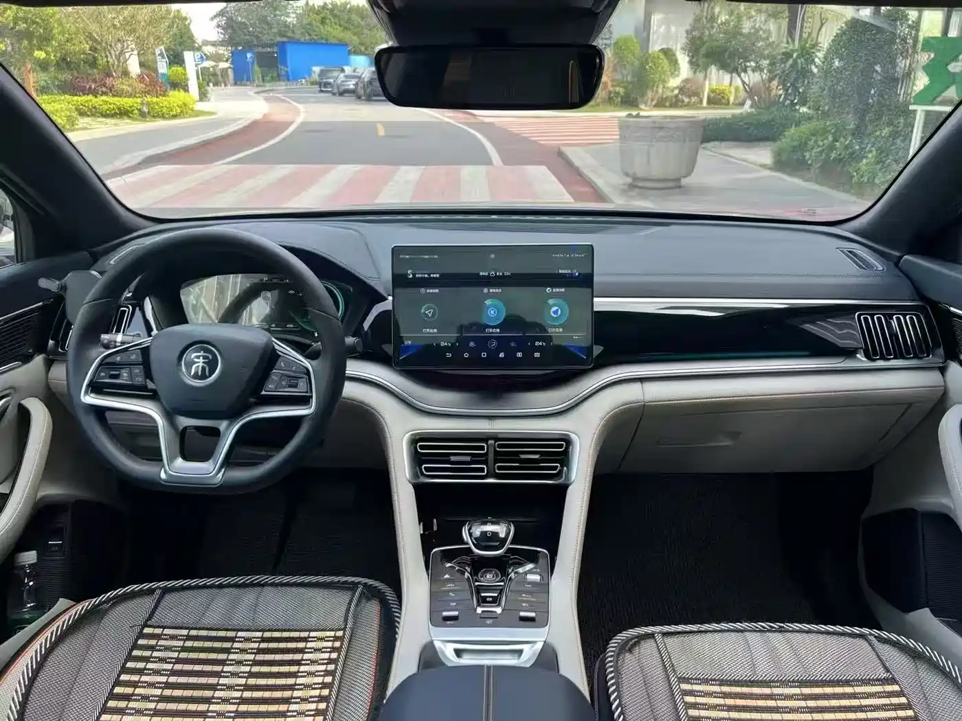 BYD Song PLUS PHEV 2021 DM-i 110KM Flagship PLUS фото 6