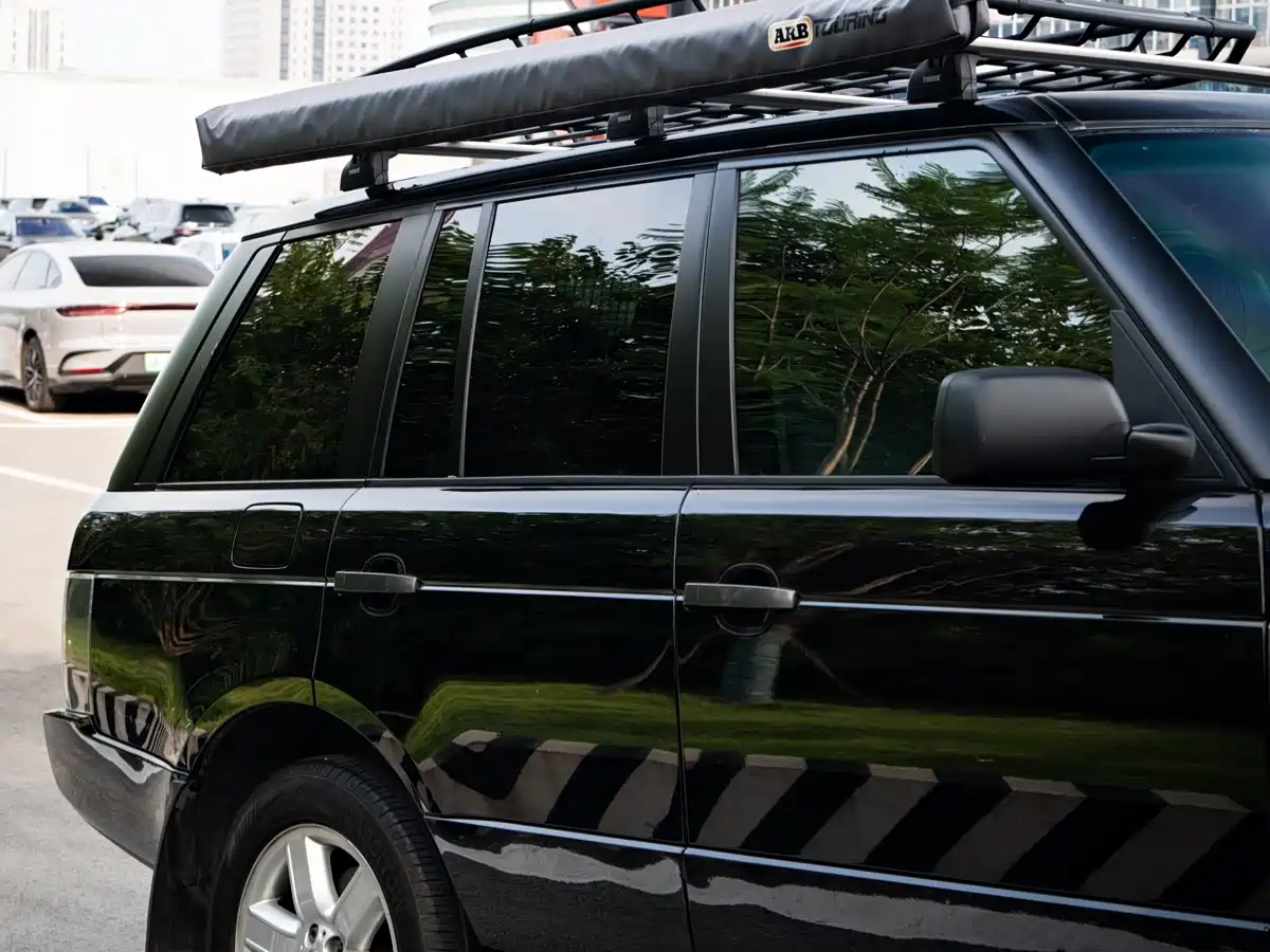 Land Rover Range Rover 2004 2005 4.4