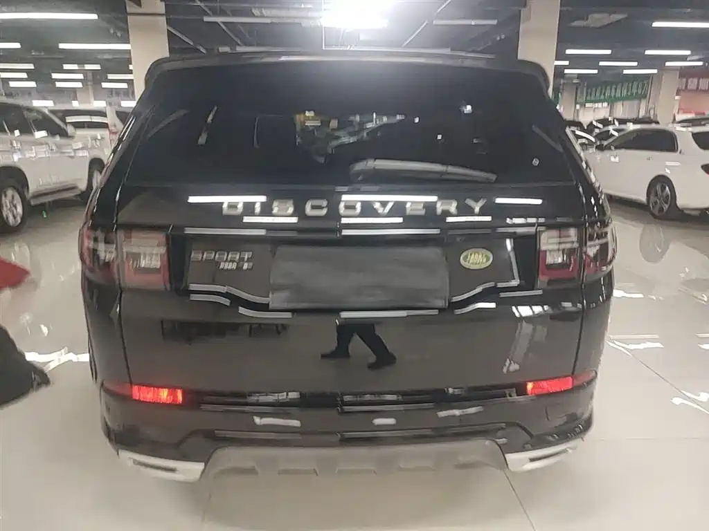 Land Rover Discovery Sport 2020 249PS R-Dynamic Performance фото 6