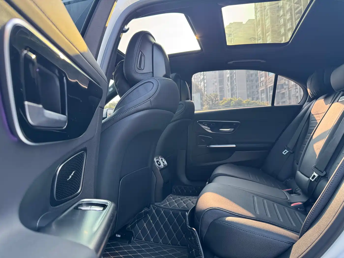 Mercedes-Benz C-Class 2025 C 260 L Sport Edition фото 12