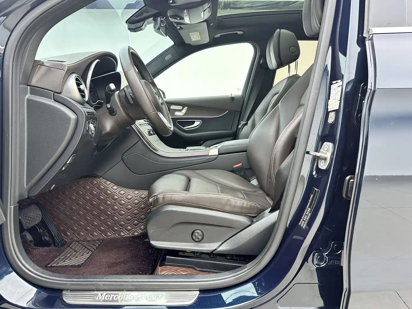 Mercedes-Benz GLC 2022 Model GLC 260 L 4MATIC Luxury Edition фото 8