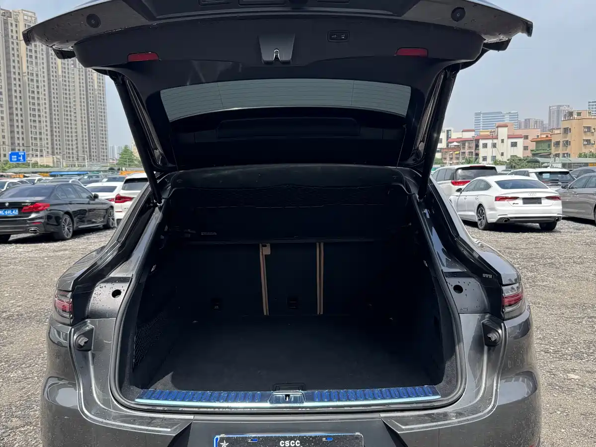 Porsche Cayenne 2019 Cayenne Coupé 3.0T фото 17