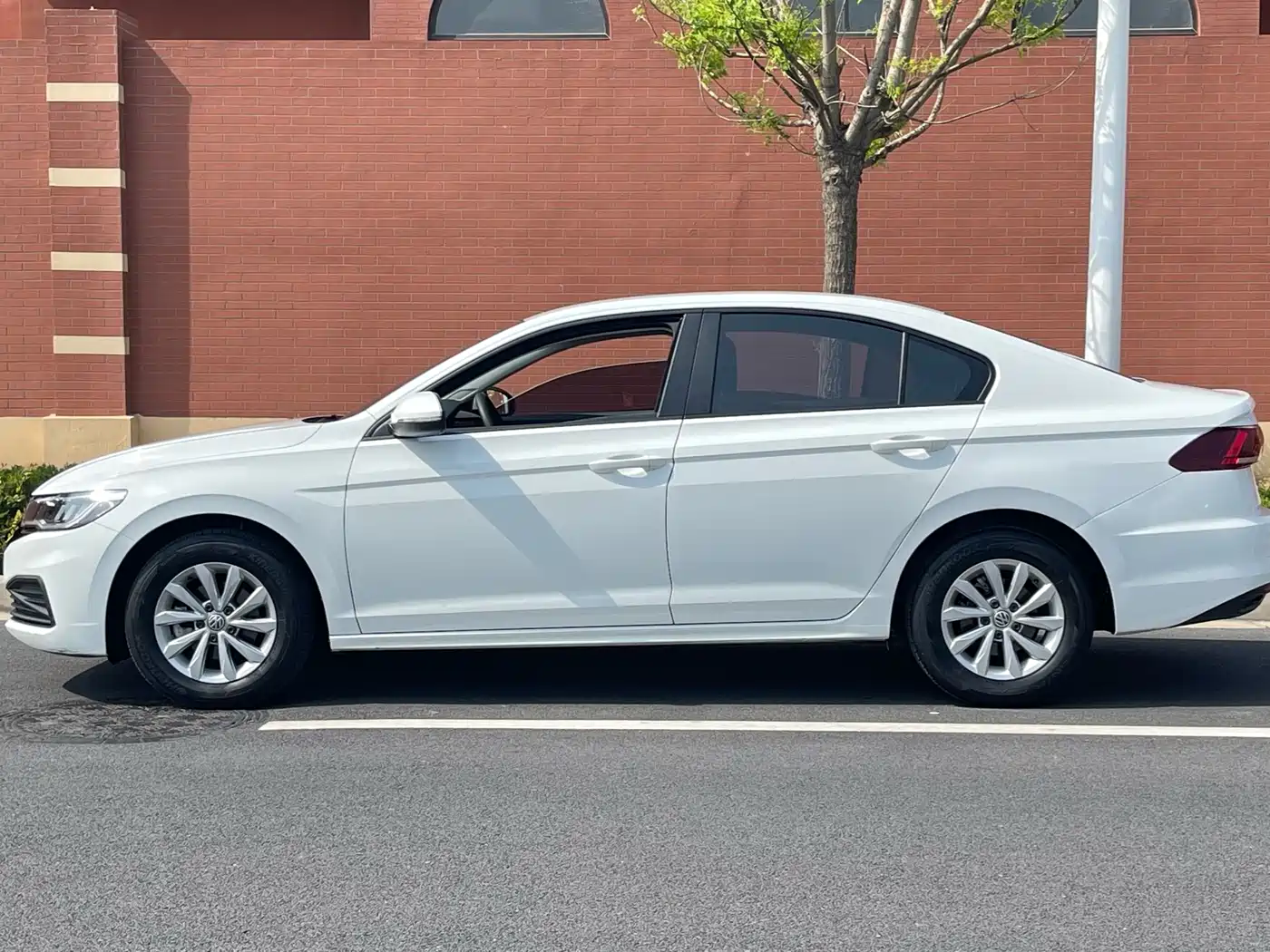 Volkswagen Bora 2020 1.5L Automatic Fashion фото 3