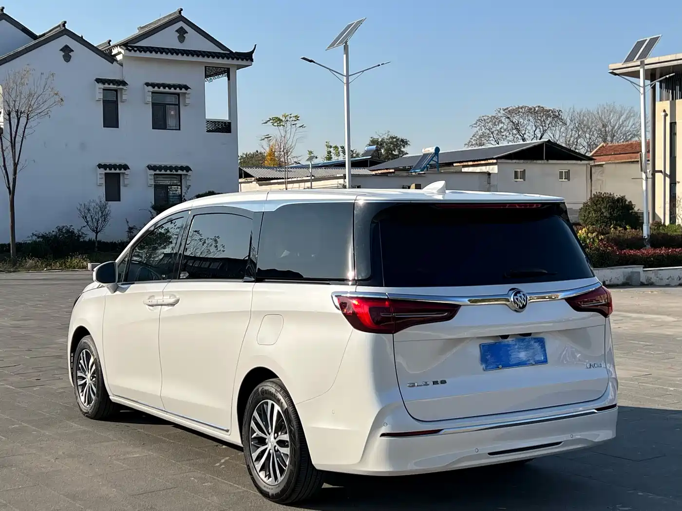 Buick GL8 2023 ES Landmaster Exclusive фото 4
