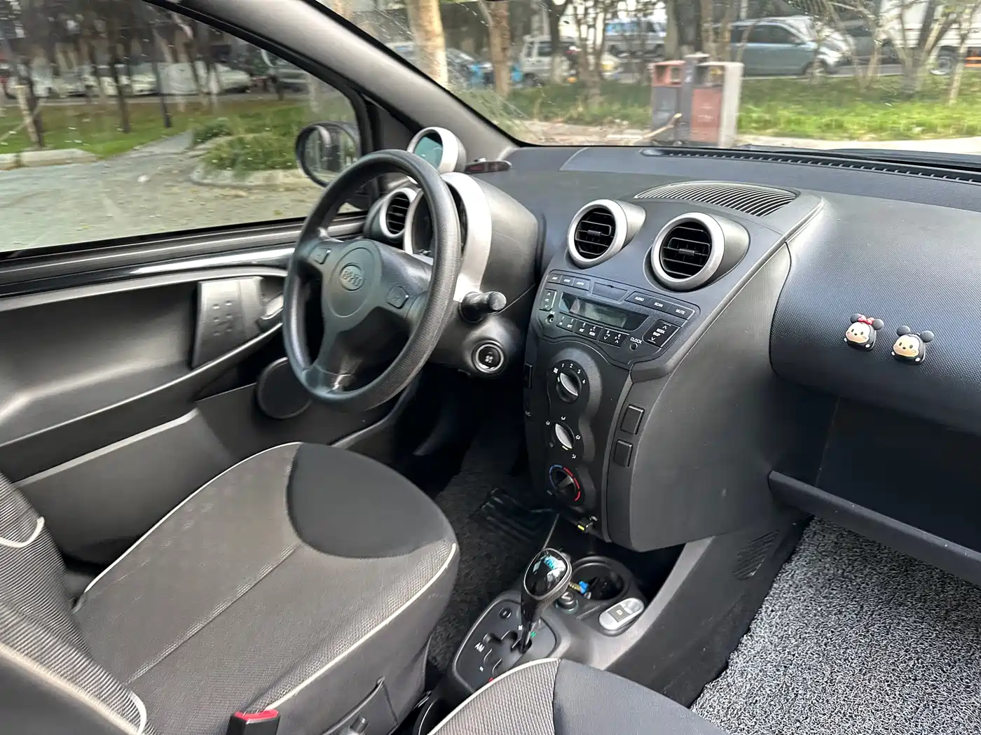 BYD F0 2015 2015 1.0L AMT Xuan Cool Edition