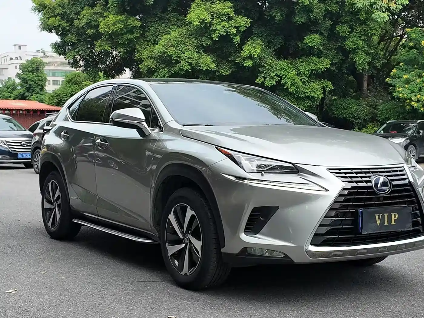 Photo 3 - Lexus NX