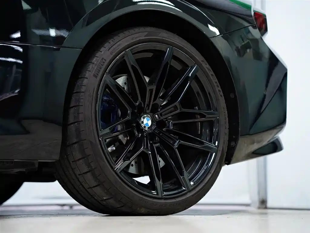 BMW M2 2024 M2 фото 25