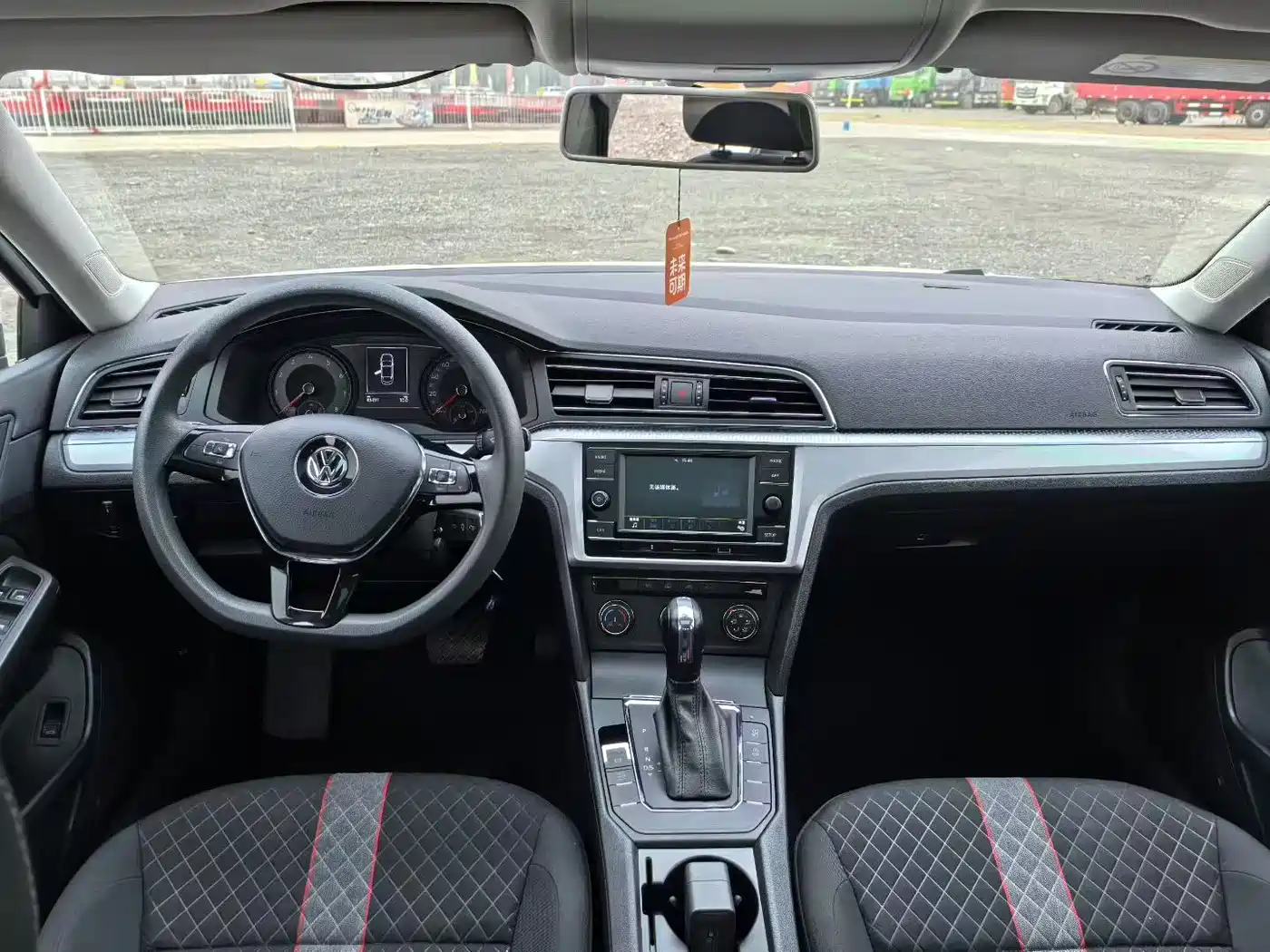 Volkswagen Lamando 2019 230TSI DSG Vision Edition China V фото 5