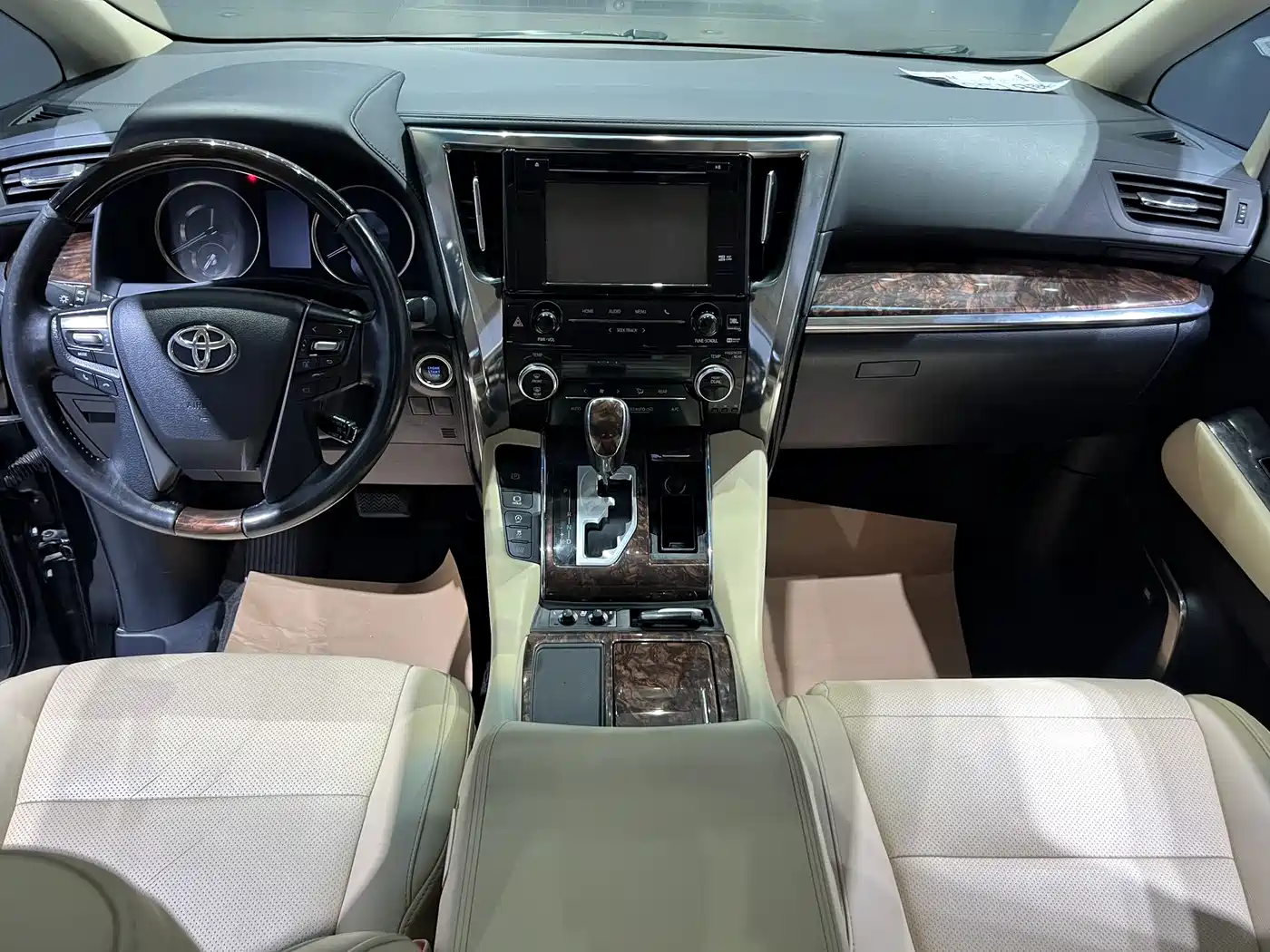 Toyota Alphard 2018 Facelift 3.5L Luxury Edition фото 9